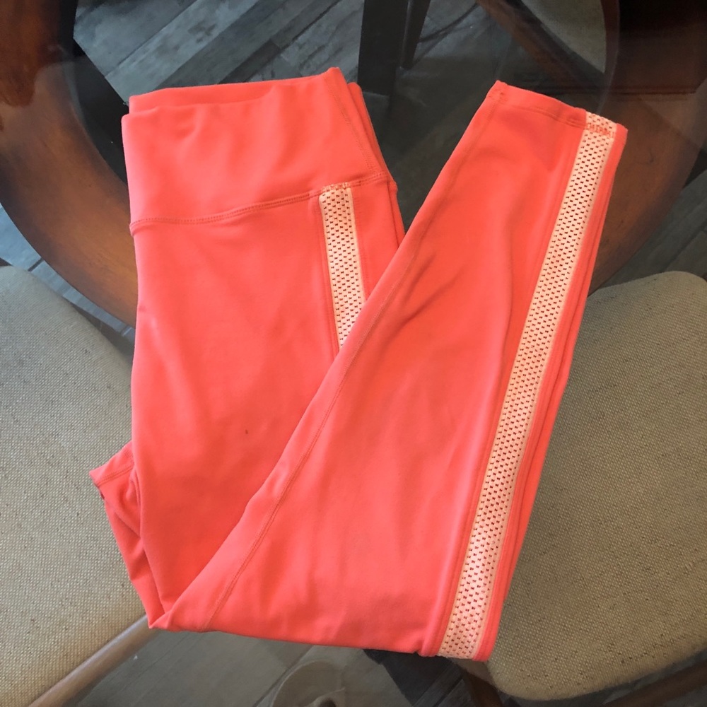 🎉5 for $25 sale🎉 Fabletics leggings 7/8 XL